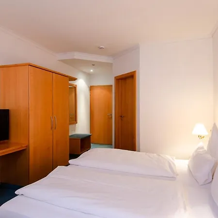 Hotel Gasthaus Hecht 3*